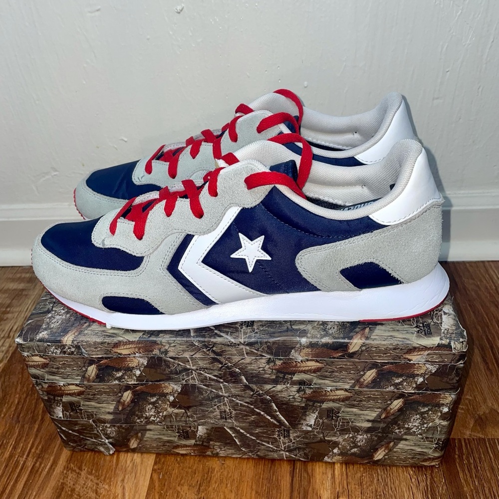 Converse Thunderbolt 84’ (155620C)